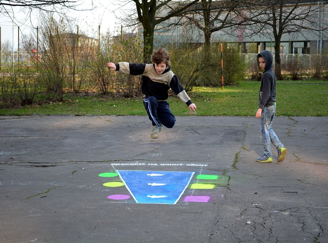 Hmcdretro Old School Gaming by Harmonicode